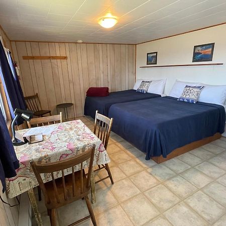 Chalets Bernatchez モン・サン・ピエール エクステリア 写真