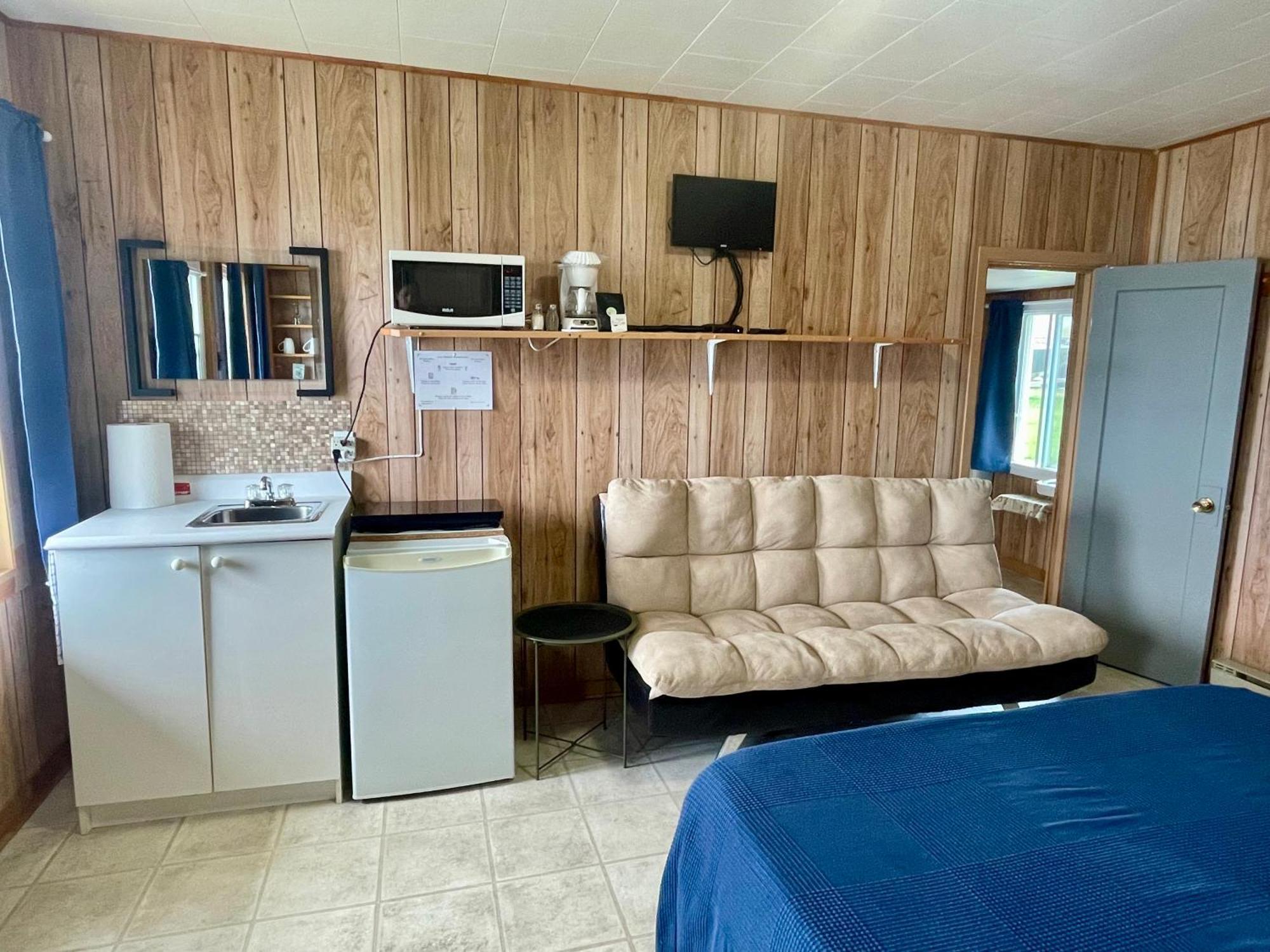 Chalets Bernatchez モン・サン・ピエール エクステリア 写真