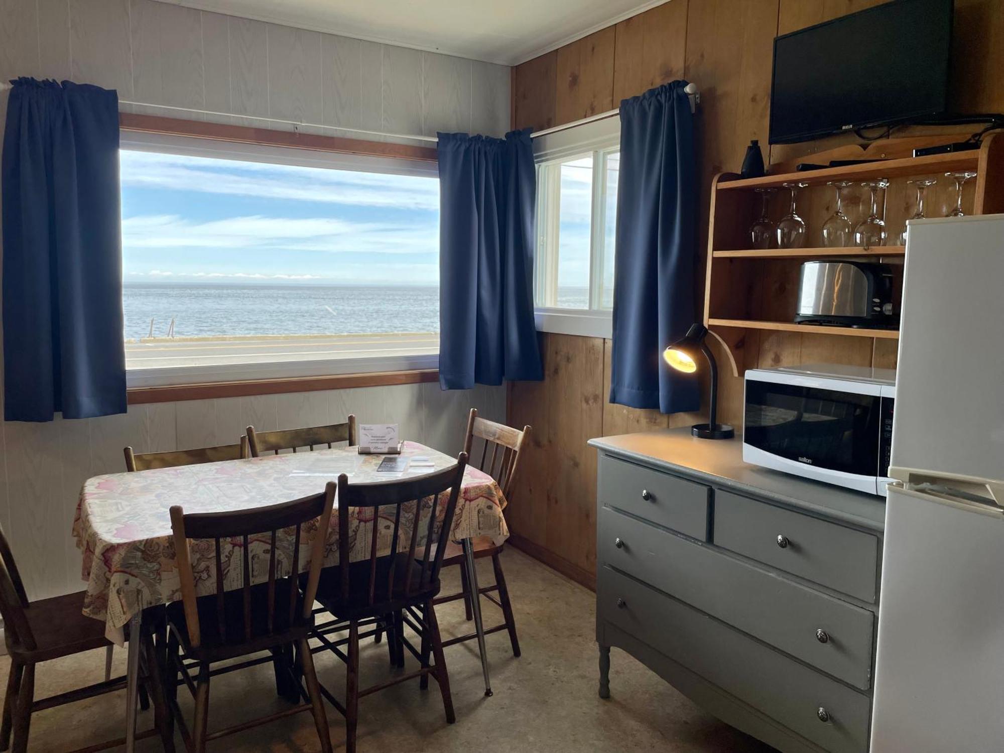 Chalets Bernatchez モン・サン・ピエール エクステリア 写真
